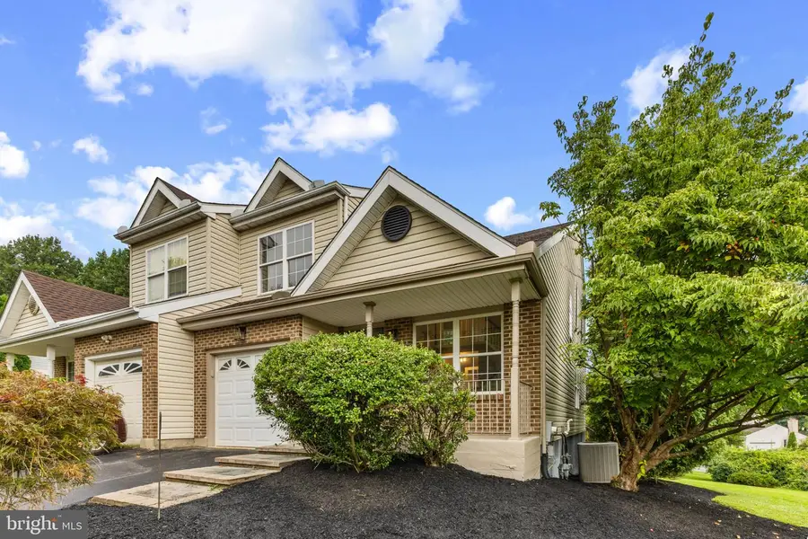 28 Eynon Ct, Hockessin, DE 19707 - #2