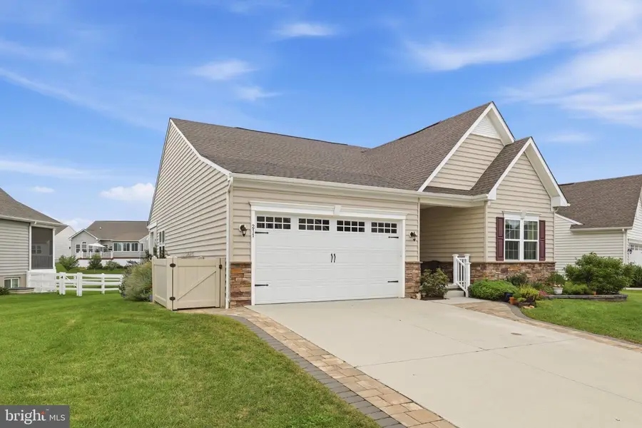 211 Anglesey Dr, Middletown, DE 19709 - #3