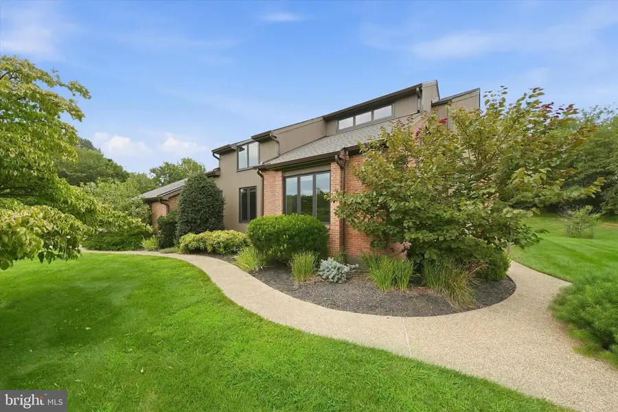 24 Downs Dr, Wilmington, DE 19807 - #2