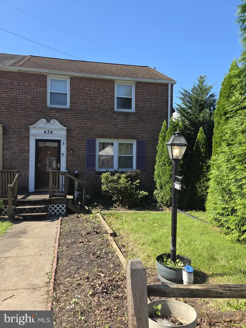 434 Forest Dr, Wilmington, DE 19804 - #1