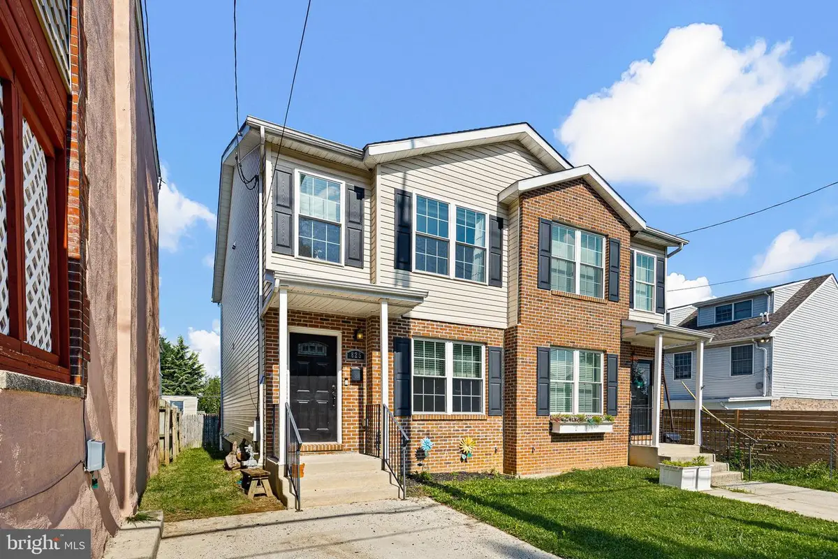 825 N Lincoln St, Wilmington, DE 19805 - #1