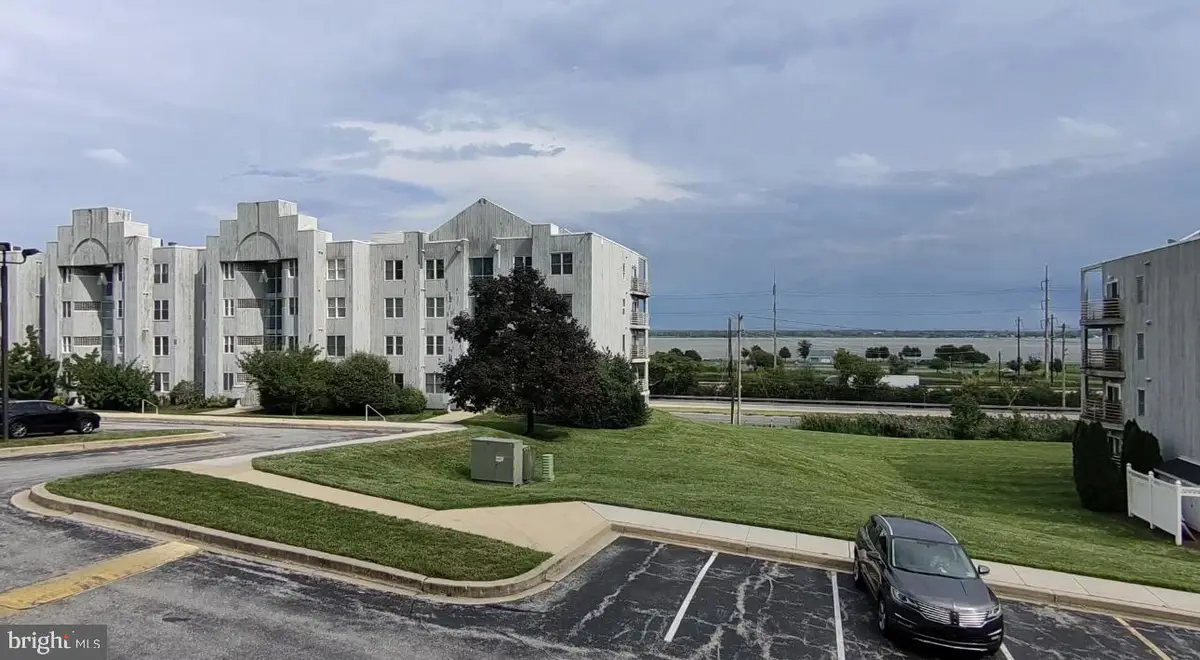 5211 Le Parc Dr #6, Wilmington, DE 19809 - #1