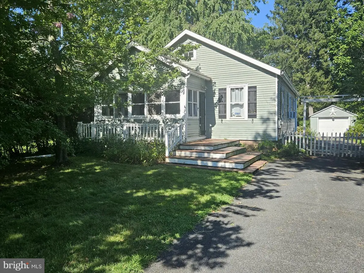 412 Marsh Rd, Wilmington, DE 19809 - #1