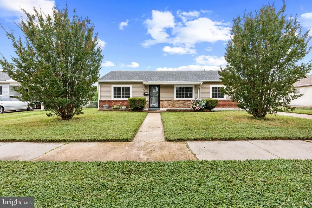 66 Chesterfield Dr, New Castle, DE 19720 - #1