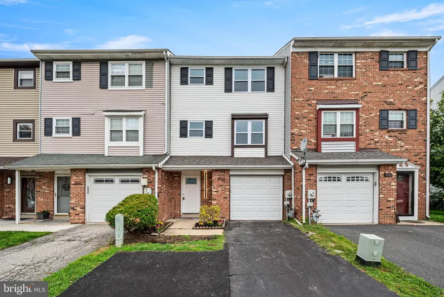 3042 Greenshire Ave, Claymont, DE 19703 - #2
