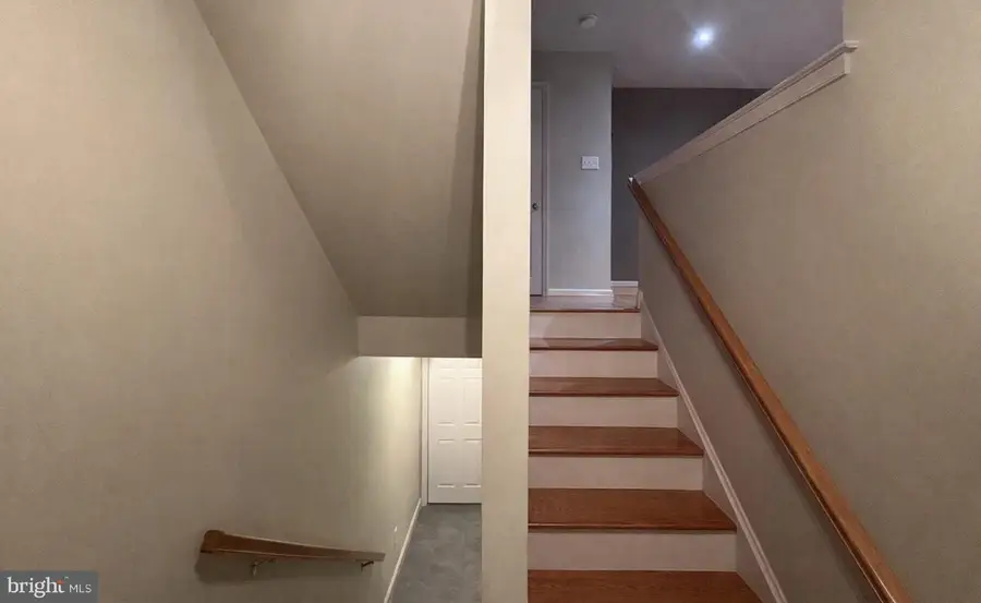 18 Ann Marie Ct, Newark, DE 19702 - #3