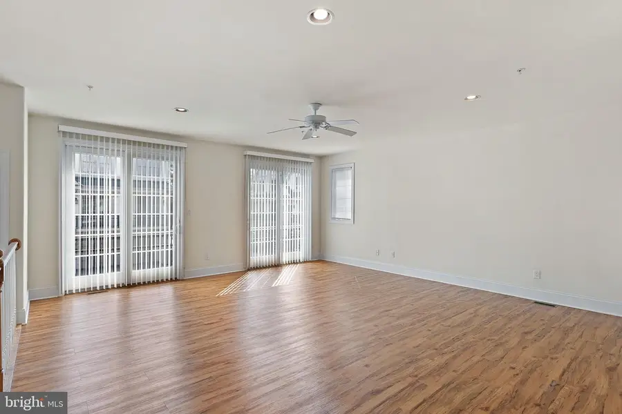 106 Sutton Way, Newark, DE 19711 - #3
