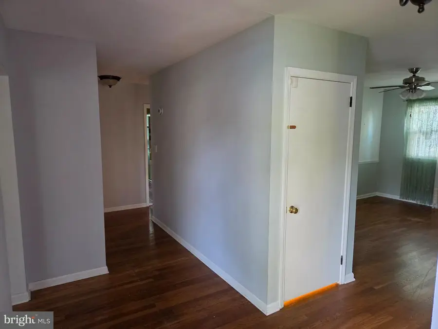 6 Windflower Dr, Newark, DE 19711 - #2