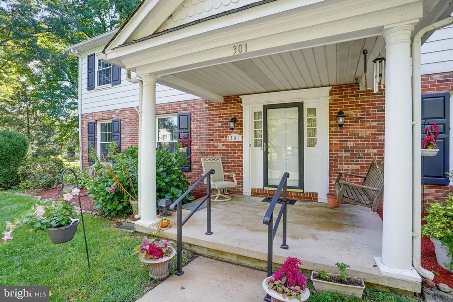 301 Caravel Dr, Bear, DE 19701 - #3