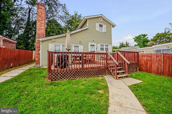 22 W Hazeldell Ave, NEW CASTLE, DE 19720