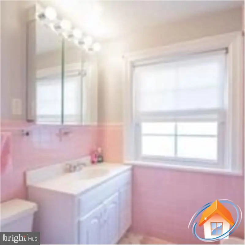 236 W Main St, Newark, DE 19711 - #3