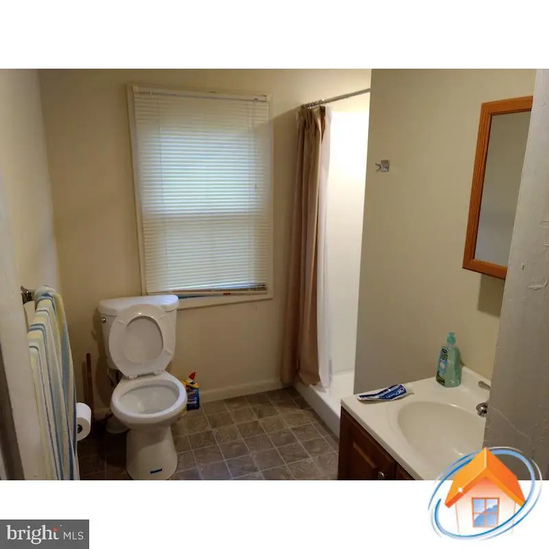 240 W Main St, Newark, DE 19711 - #2