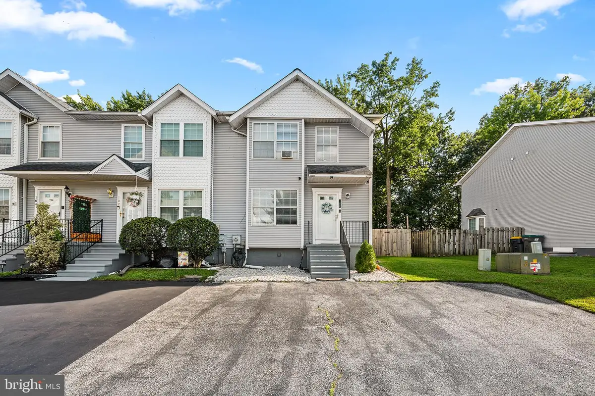 100 Britain Ct, Newark, DE 19702 - #1