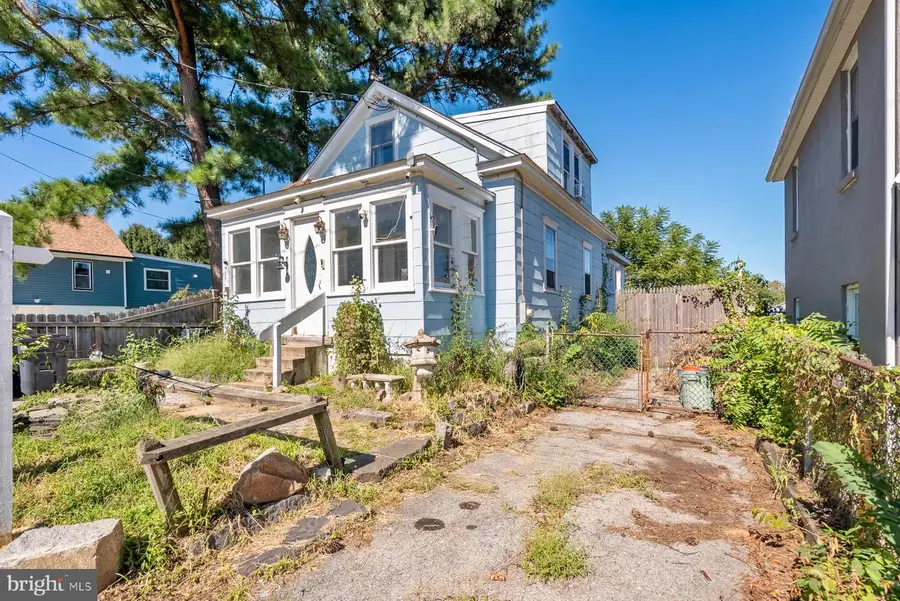 414 8th St, New Castle, DE 19720 - #2