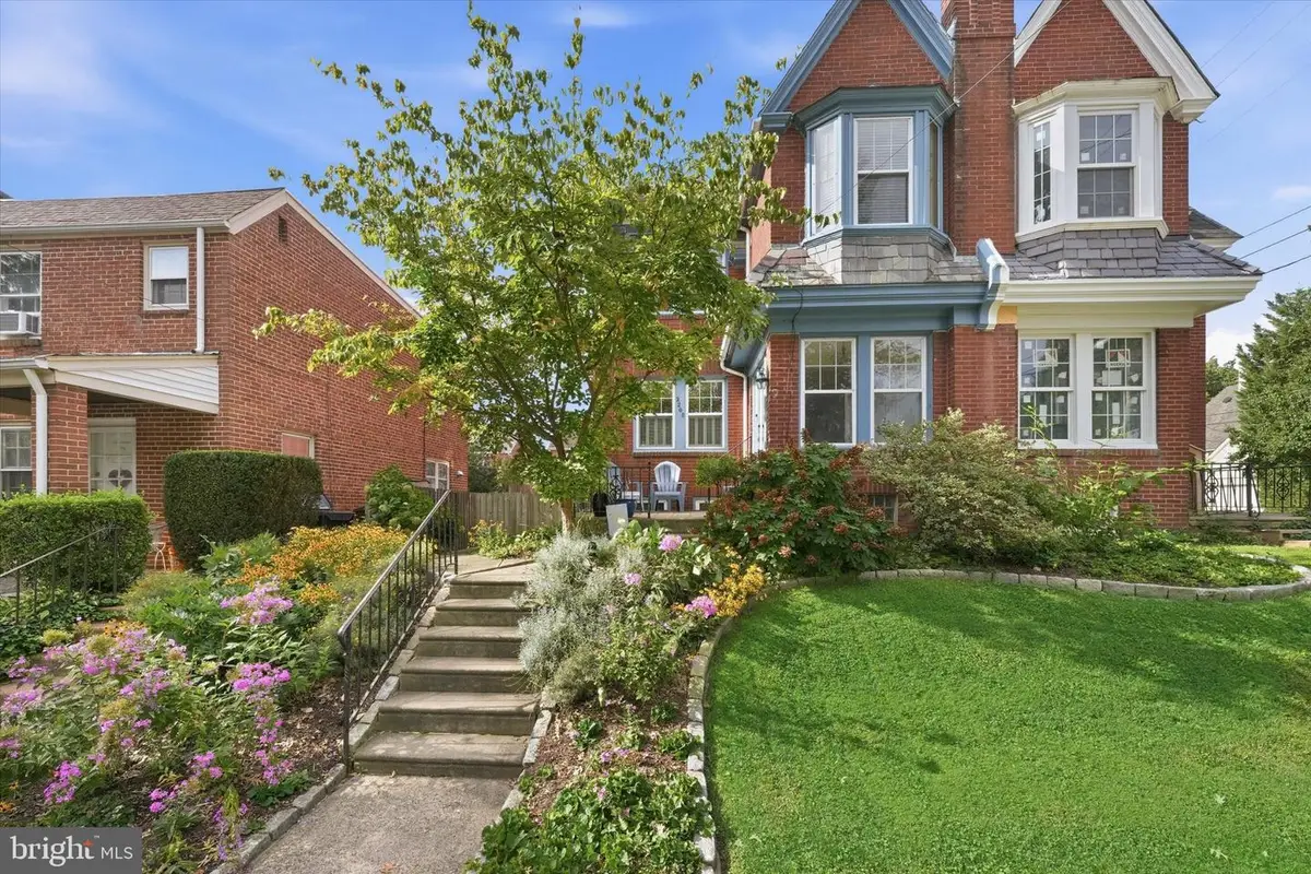 2208 Highland Pl, Wilmington, DE 19805 - #1