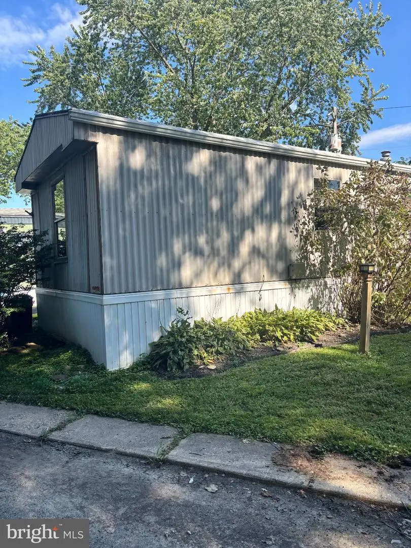 115 5th St #b047, Delaware City, DE 19706 - #1