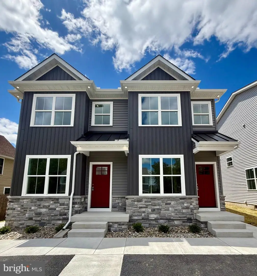 4 Arbutus Ave, New Castle, DE 19720 - #1