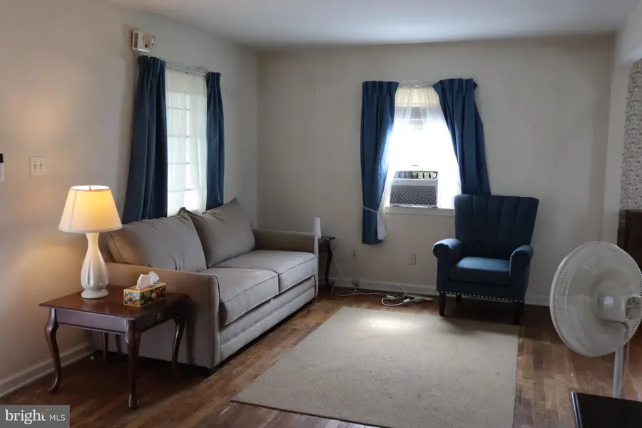 527 Connell Dr, Bear, DE 19701 - #3