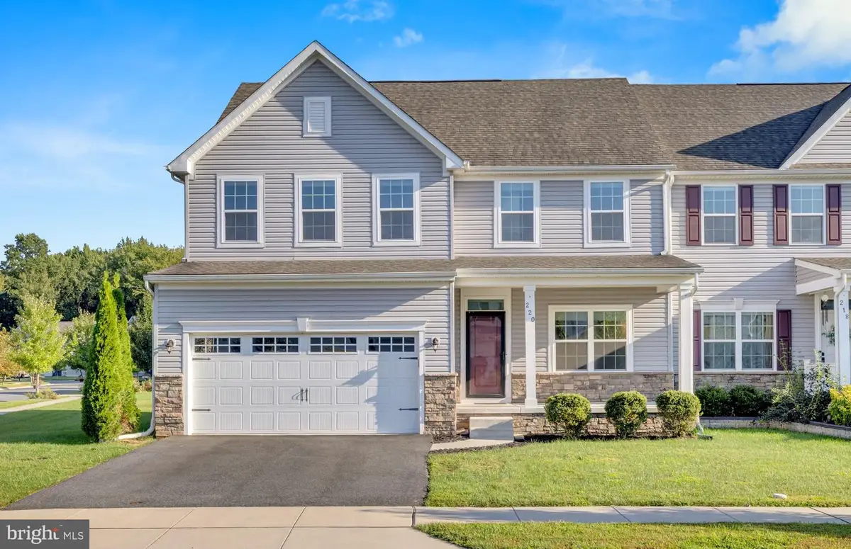 220 Felix Dr, Newark, DE 19713 - #1