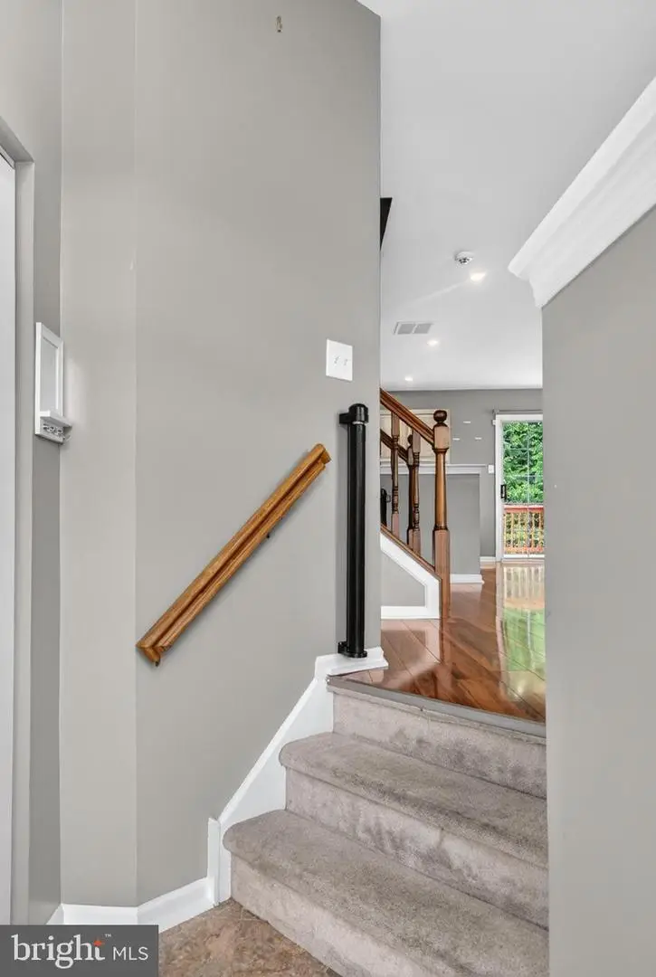 165 Versailles Ct, Newark, DE 19702 - #3