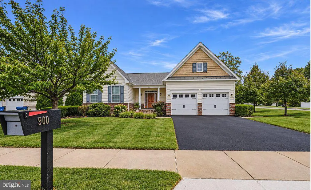 900 S Aikens Tavern Ct, Newark, DE 19702 - #1