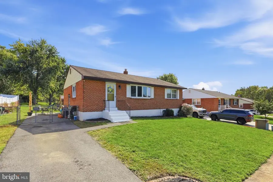 32 Tiverton Cir, Newark, DE 19702 - #2