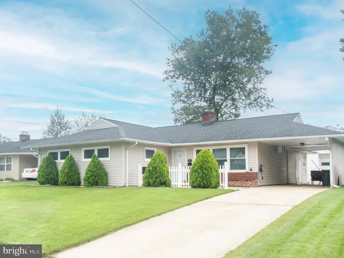 15 W Stephen Dr, Newark, DE 19713 - #1