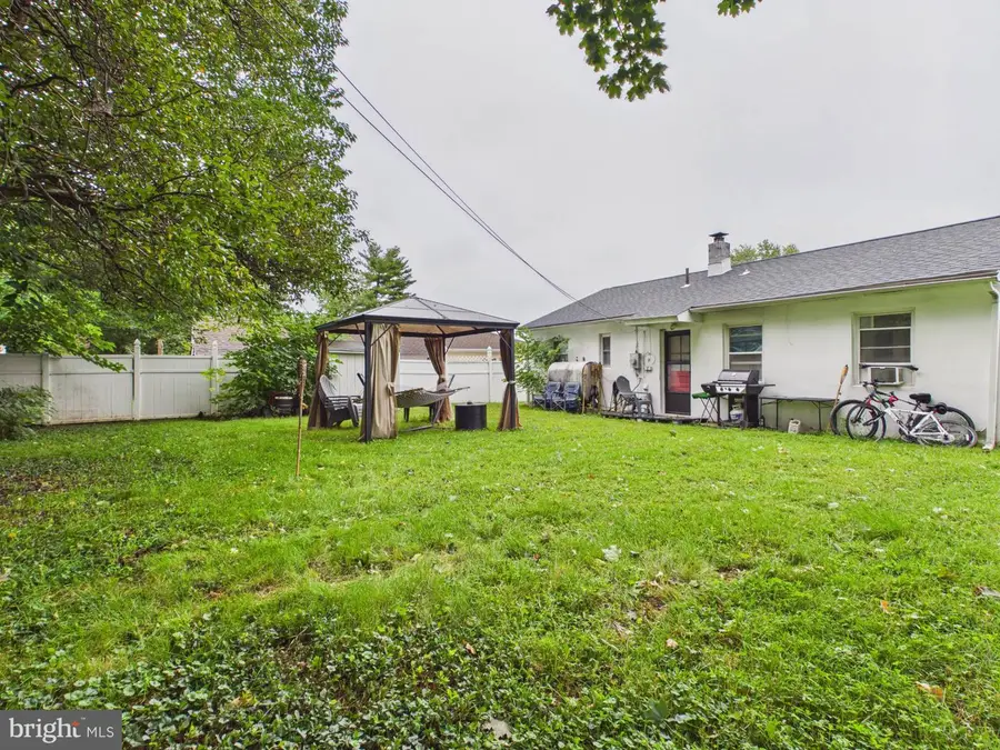 49 Memorial Dr, New Castle, DE 19720 - #3