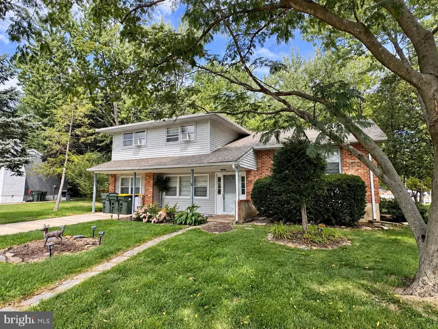 820 Leeds Ln, Newark, DE 19711 - #2