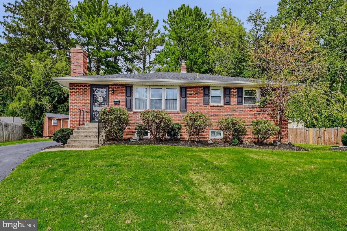 2449 E Parris Dr, Wilmington, DE 19808 - #1