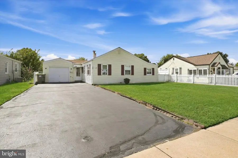 35 Lynbrook Rd, Wilmington, DE 19804 - #2