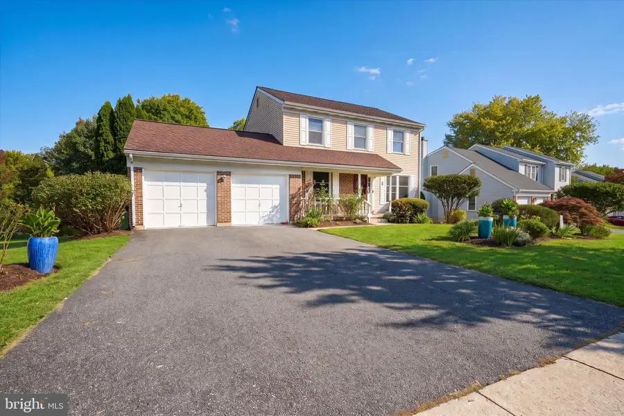 8 Country Hills Dr, Newark, DE 19711 - #2