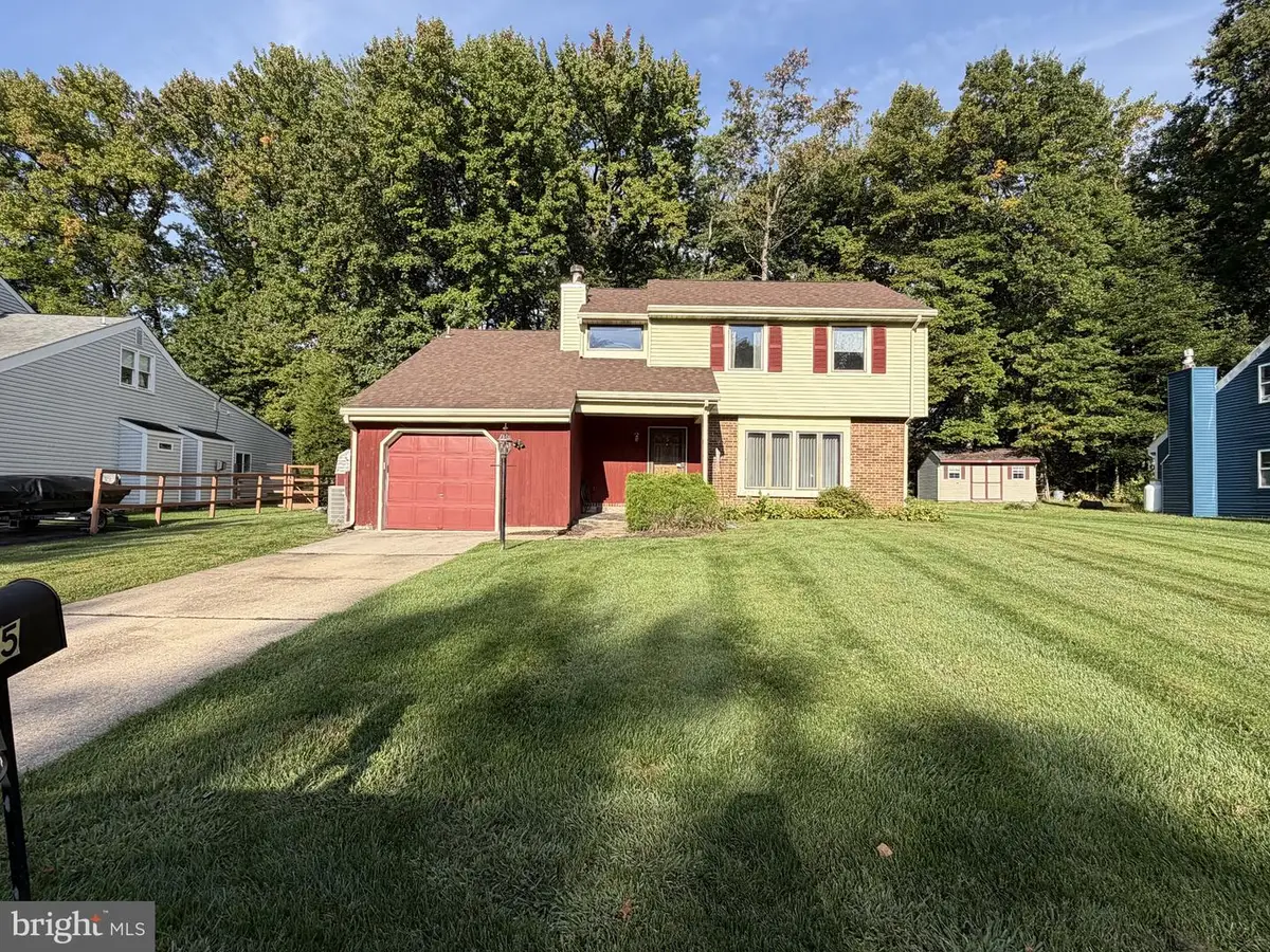 5 Ross Ct, Wilmington, DE 19810 - #1