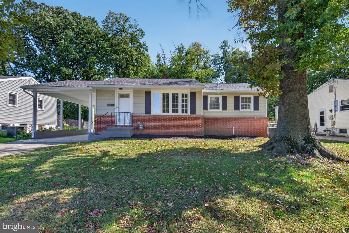 7 Mcgaughy Dr, New Castle, DE 19720 - #1