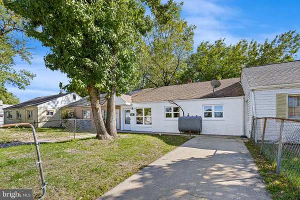211 Pilgrim Rd, NEW CASTLE, DE 19720
