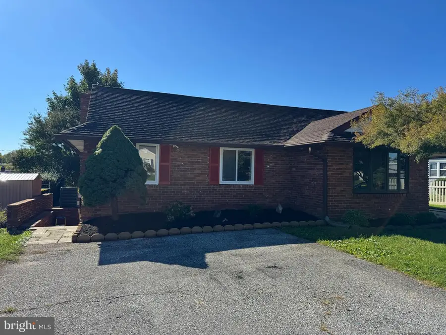 40 University Ave, New Castle, DE 19720 - #2