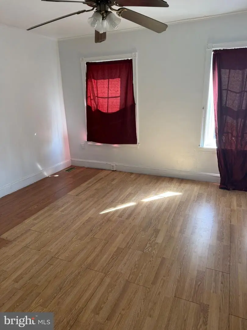 613 S Van Buren St, Wilmington, DE 19805 - #2