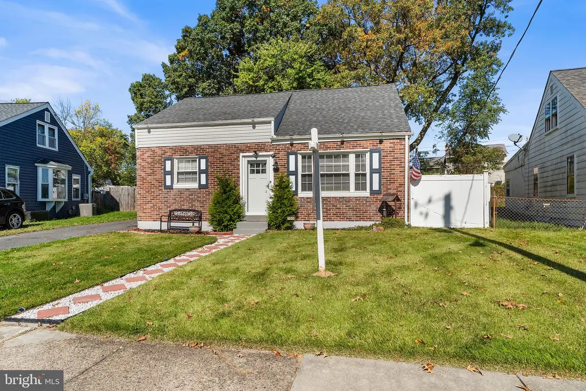 135 Olga Rd, Wilmington, DE 19805 - #1