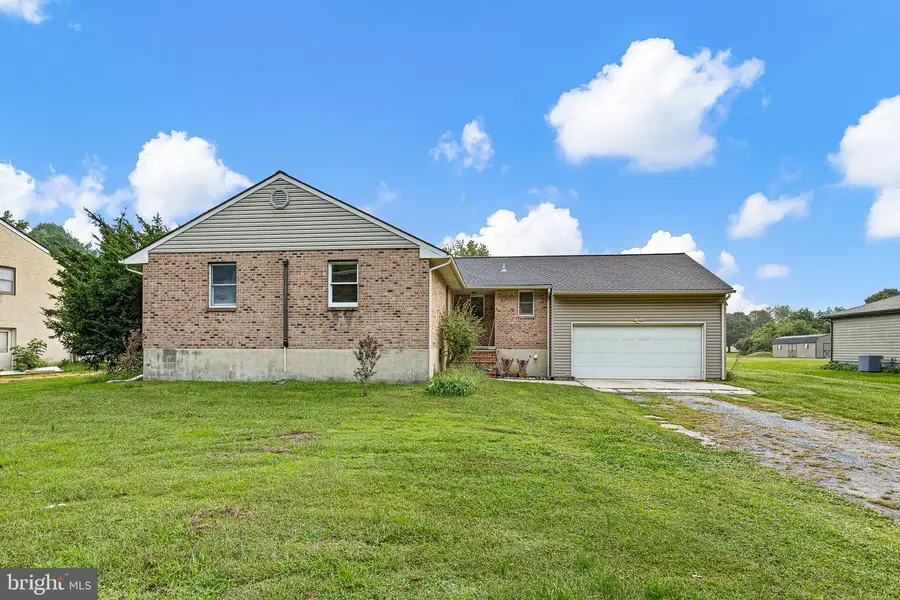 961 Woods Rd, Bear, DE 19701 - #3