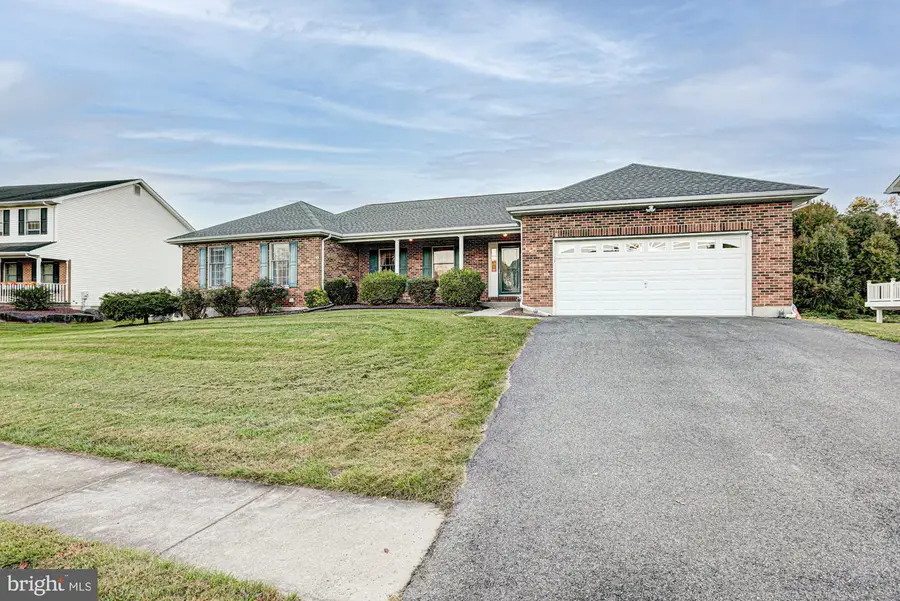 27 Monticello Rd, Bear, DE 19701 - #3