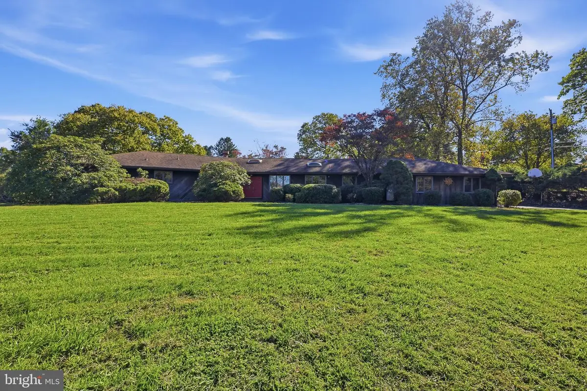 873 Auburn Mill Rd, Hockessin, DE 19707 - #1