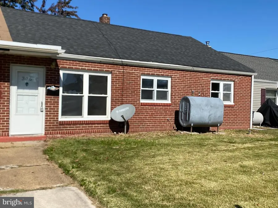 306 Pilgrim Rd, New Castle, DE 19720 - #2