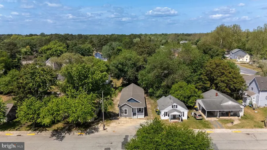 108 Crockett Ave, Laurel, DE 19956 - Image #2