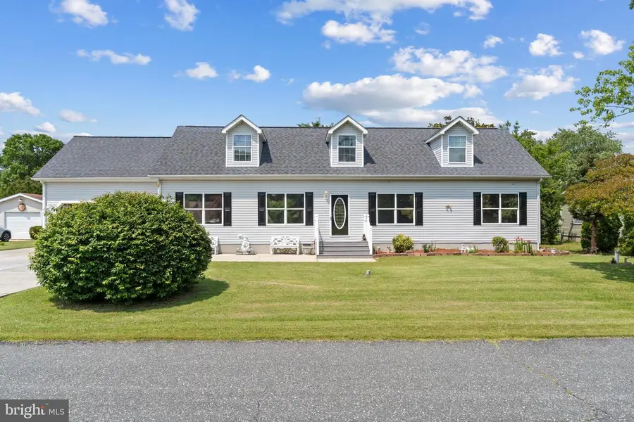 406 Serrill Ave, Ocean View, DE 19970 - Image #2