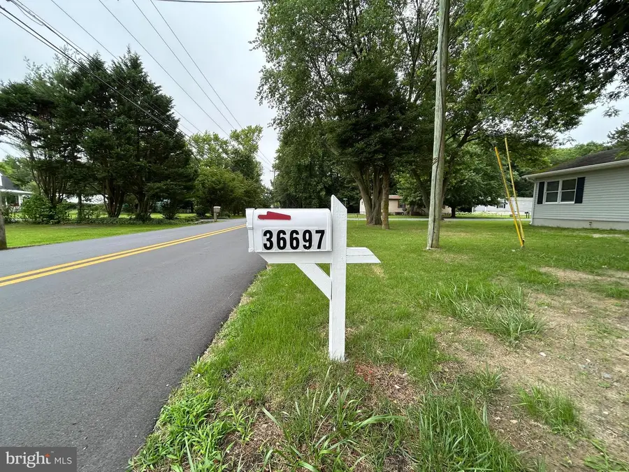 36697 W Club House Rd, Ocean View, DE 19970 - Image #2