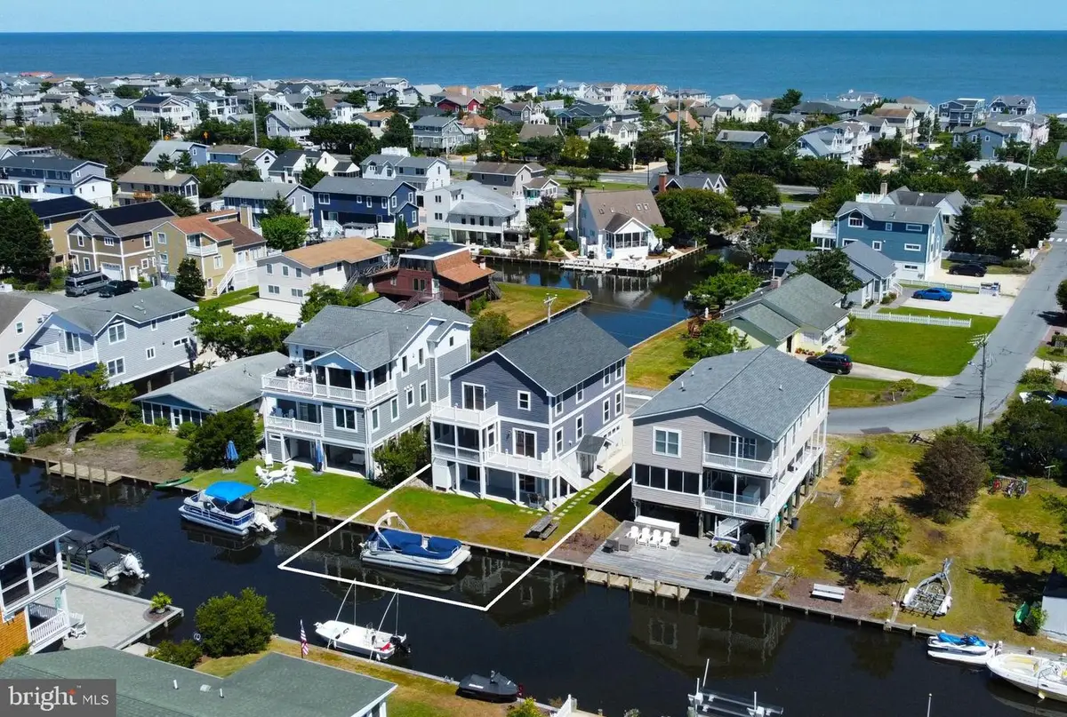 103 Bayshore Dr, South Bethany, DE 19930 - Image #1