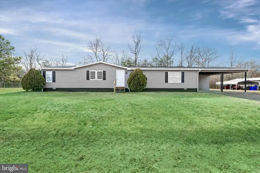 11585 Glen Cir, Bridgeville, DE 19933 - Image #2