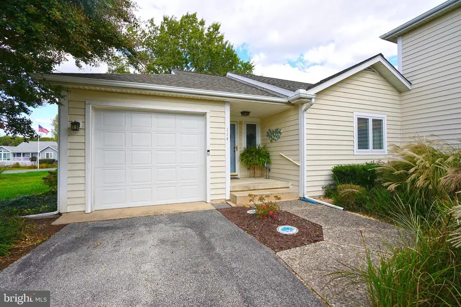 114 Lakeside Dr, Lewes, DE 19958 - Image #2