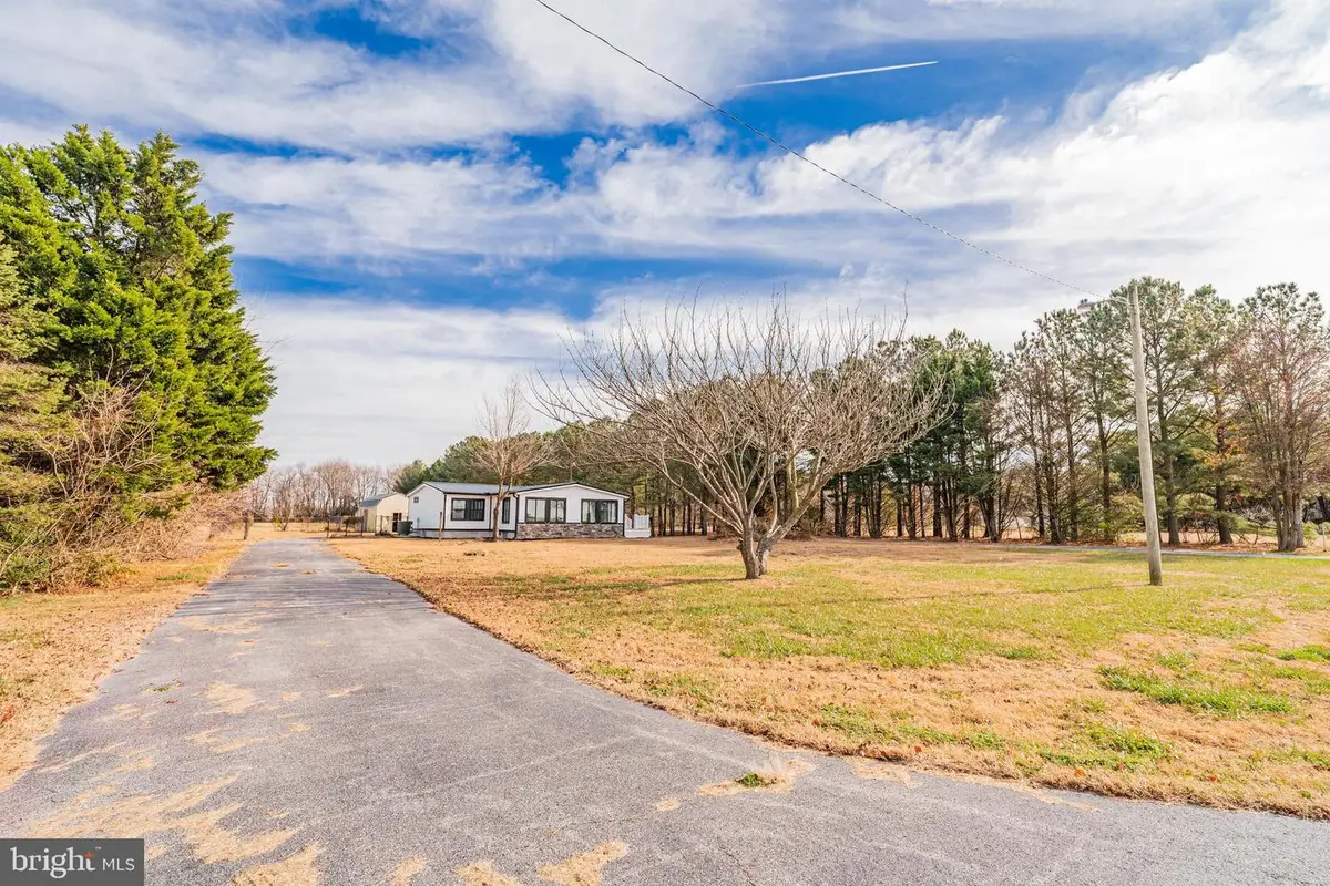 32901 Mount Pleasant Rd, Laurel, DE 19956 - Image #1