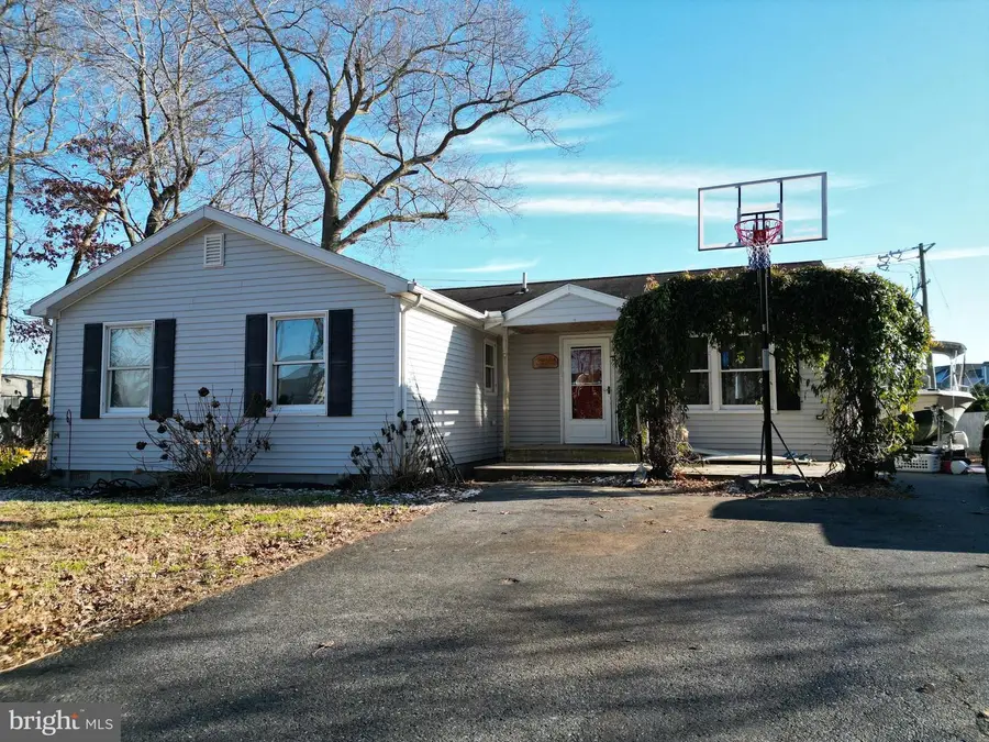 83 Dorothy Cir, Ocean View, DE 19970 - Image #2